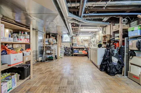 1381 Lorne Park Road Mississauga ON L5H 3B2