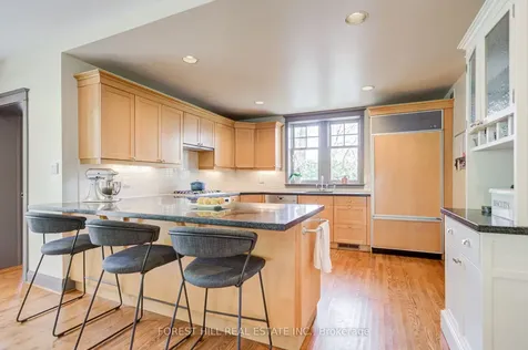 1381 Lorne Park Road Mississauga ON L5H 3B2