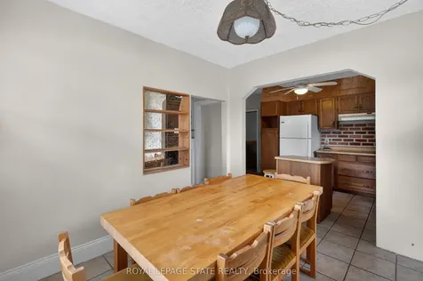 893 Lasalle Park Road Burlington ON L7T 1M6