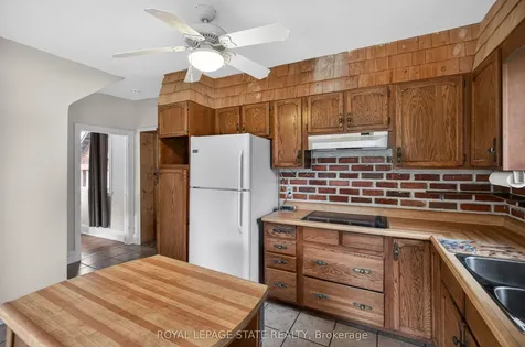 893 Lasalle Park Road Burlington ON L7T 1M6