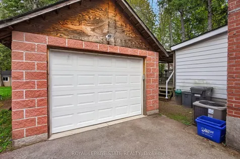 893 Lasalle Park Road Burlington ON L7T 1M6