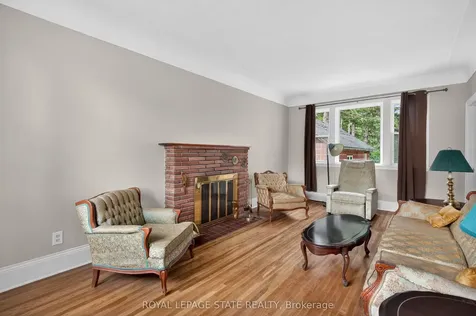 893 Lasalle Park Road Burlington ON L7T 1M6