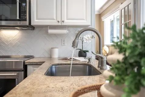 41 Christie Drive Brampton ON L6Z 3J6