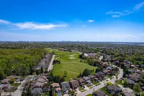 41 Christie Drive Brampton ON L6Z 3J6