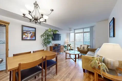 3 Michael Power Place Toronto ON M9A 0A2