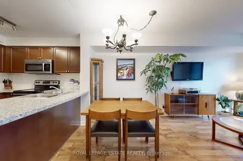3 Michael Power Place Toronto ON M9A 0A2