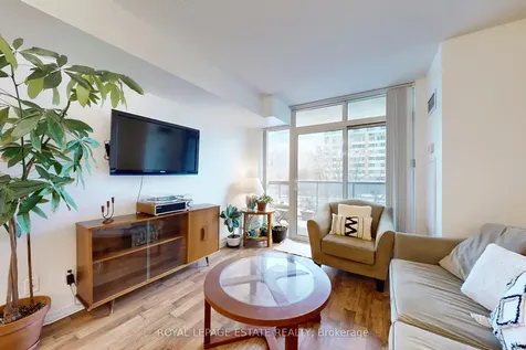 3 Michael Power Place Toronto ON M9A 0A2
