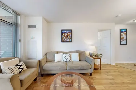 3 Michael Power Place Toronto ON M9A 0A2
