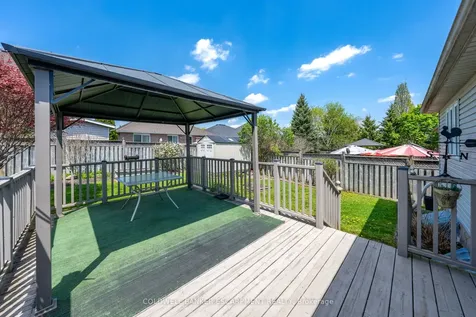 11 Kingsley Road Halton Hills ON L7J 2Z5