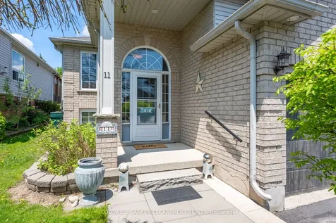 11 Kingsley Road Halton Hills ON L7J 2Z5