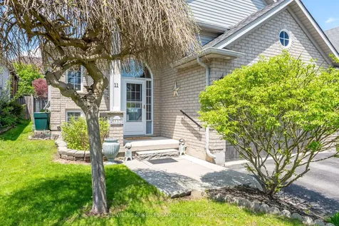 11 Kingsley Road Halton Hills ON L7J 2Z5