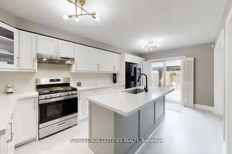 57 Humbershed Crescent Caledon ON L7E 2X4