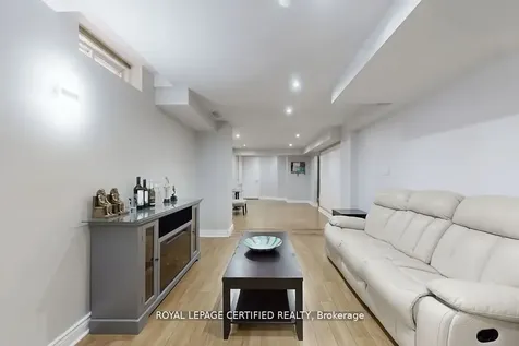 57 Humbershed Crescent Caledon ON L7E 2X4