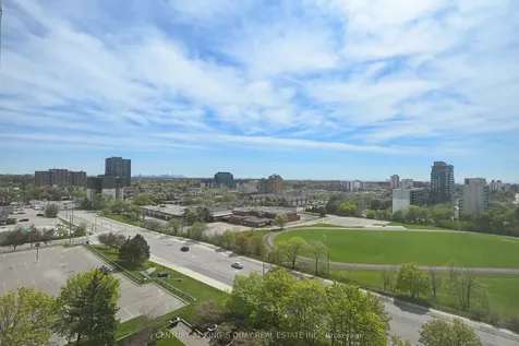 115 Hillcrest Avenue Mississauga ON L5B 3Y9