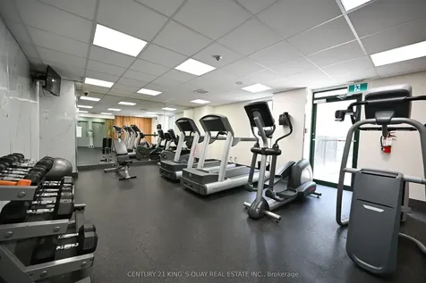 115 Hillcrest Avenue Mississauga ON L5B 3Y9