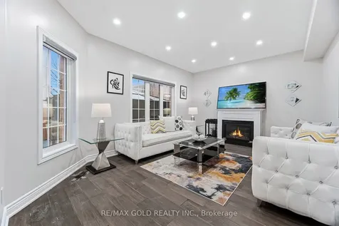 29 Laurentide Crescent Brampton ON L6P 1Y3