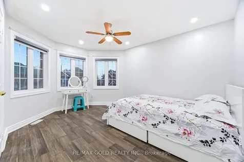 29 Laurentide Crescent Brampton ON L6P 1Y3