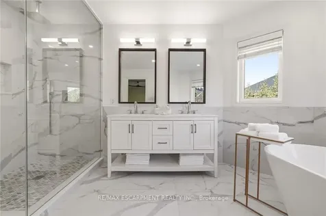 2091 Willhaven Trail Oakville ON L6M 5G3