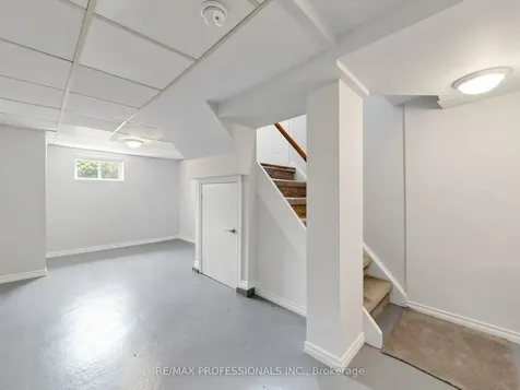 72 Frost Street Toronto ON M9W 1Y8