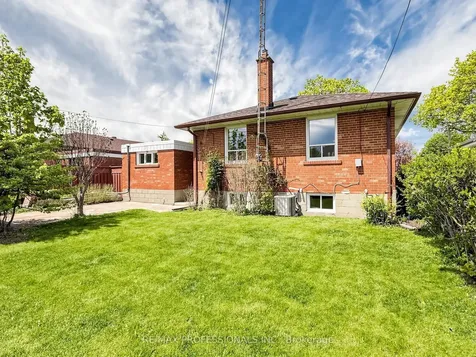 72 Frost Street Toronto ON M9W 1Y8