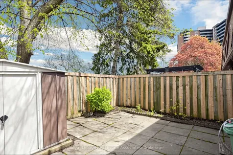 600 Silver Creek Boulevard Mississauga ON L5A 2B4