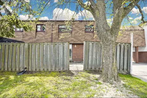 600 Silver Creek Boulevard Mississauga ON L5A 2B4