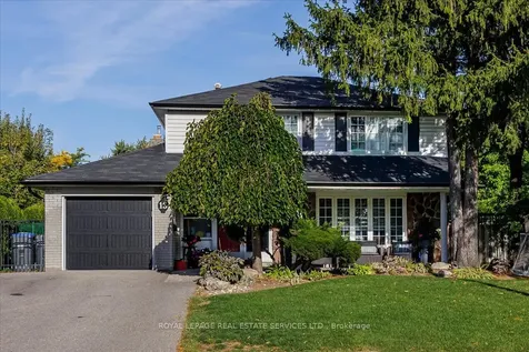 18 Chesterfield Road Brampton ON L6W 1K9