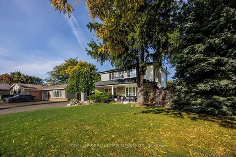18 Chesterfield Road Brampton ON L6W 1K9