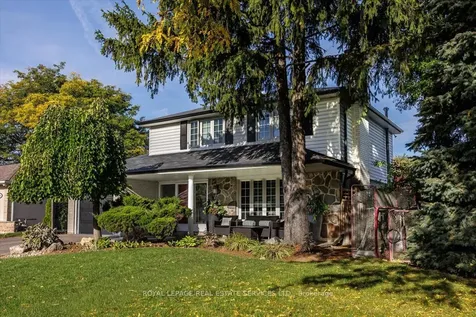 18 Chesterfield Road Brampton ON L6W 1K9