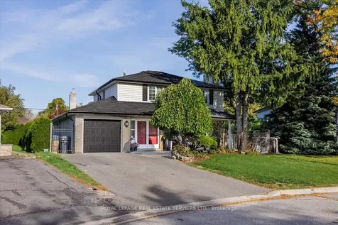 18 Chesterfield Road Brampton ON L6W 1K9