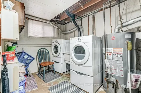 2995 Saint Malo Circle Mississauga ON L5N 1T1