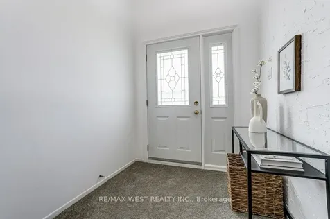 2995 Saint Malo Circle Mississauga ON L5N 1T1