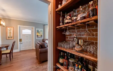 122 King Street E Caledon ON L7E 3G2
