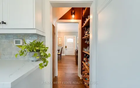 122 King Street E Caledon ON L7E 3G2
