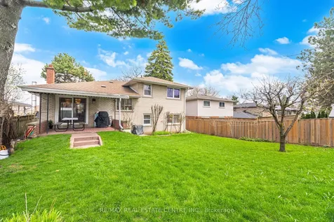 3590 Fieldgate Drive Mississauga ON L4X 2J7