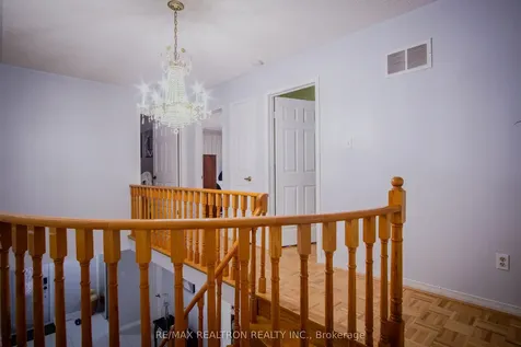 24 Havelock Drive N Brampton ON L6W 4A4