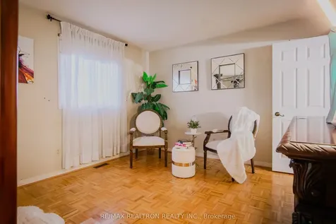 24 Havelock Drive N Brampton ON L6W 4A4