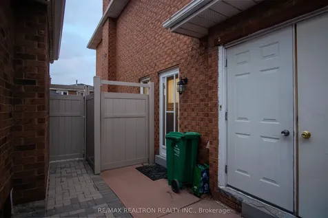 24 Havelock Drive N Brampton ON L6W 4A4
