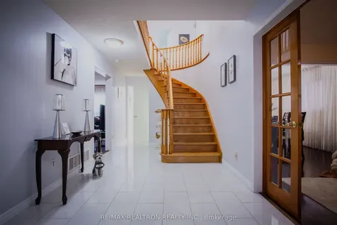 24 Havelock Drive N Brampton ON L6W 4A4