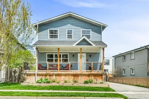 1043 Shaw Drive Mississauga ON L5G 3Z3