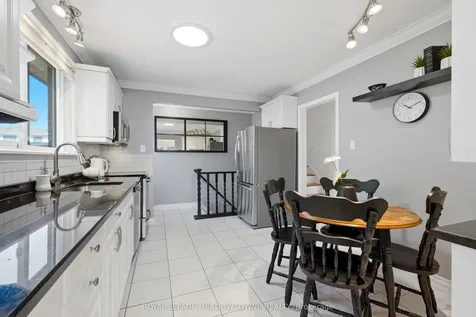 12 Heather Court Halton Hills ON L7G 2R6