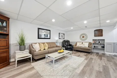 12 Heather Court Halton Hills ON L7G 2R6
