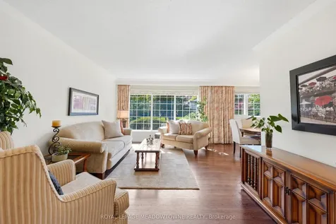 12 Heather Court Halton Hills ON L7G 2R6