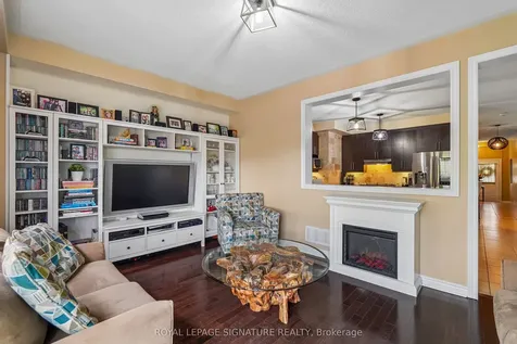 9740 Mclaughlin Road N Brampton ON L6X 0T8