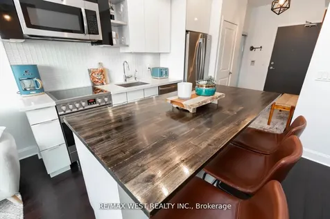 33 Shore Breeze Drive Toronto ON M8V 0G1