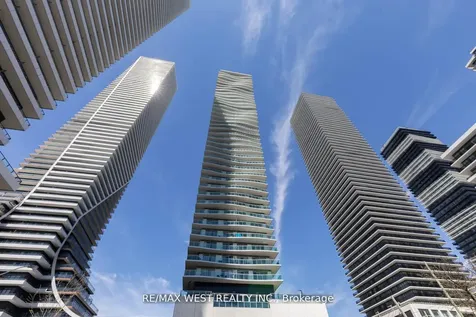 33 Shore Breeze Drive Toronto ON M8V 0G1