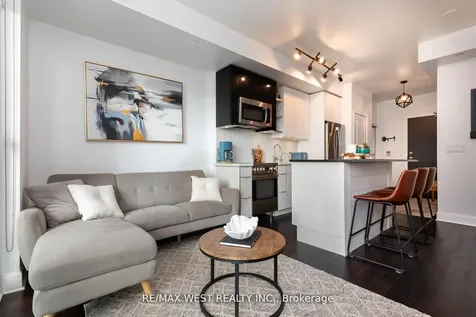 33 Shore Breeze Drive Toronto ON M8V 0G1