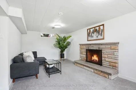 773 Paling Road Burlington ON L7R 3B6