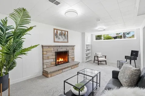 773 Paling Road Burlington ON L7R 3B6