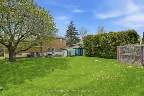 773 Paling Road Burlington ON L7R 3B6